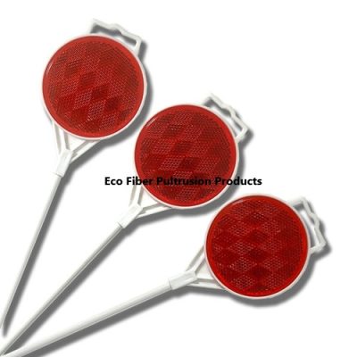 Fiberglass driveway marker with round reflector